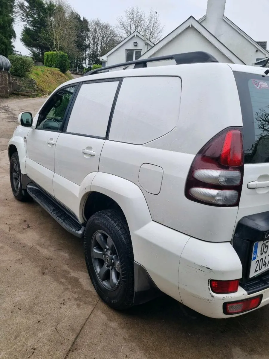 Toyota Lancruiser - Image 3