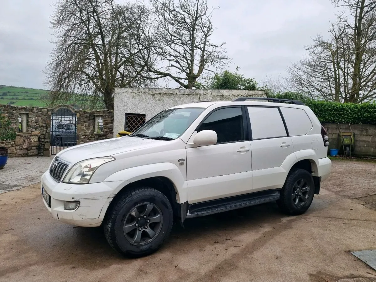 Toyota Lancruiser - Image 4