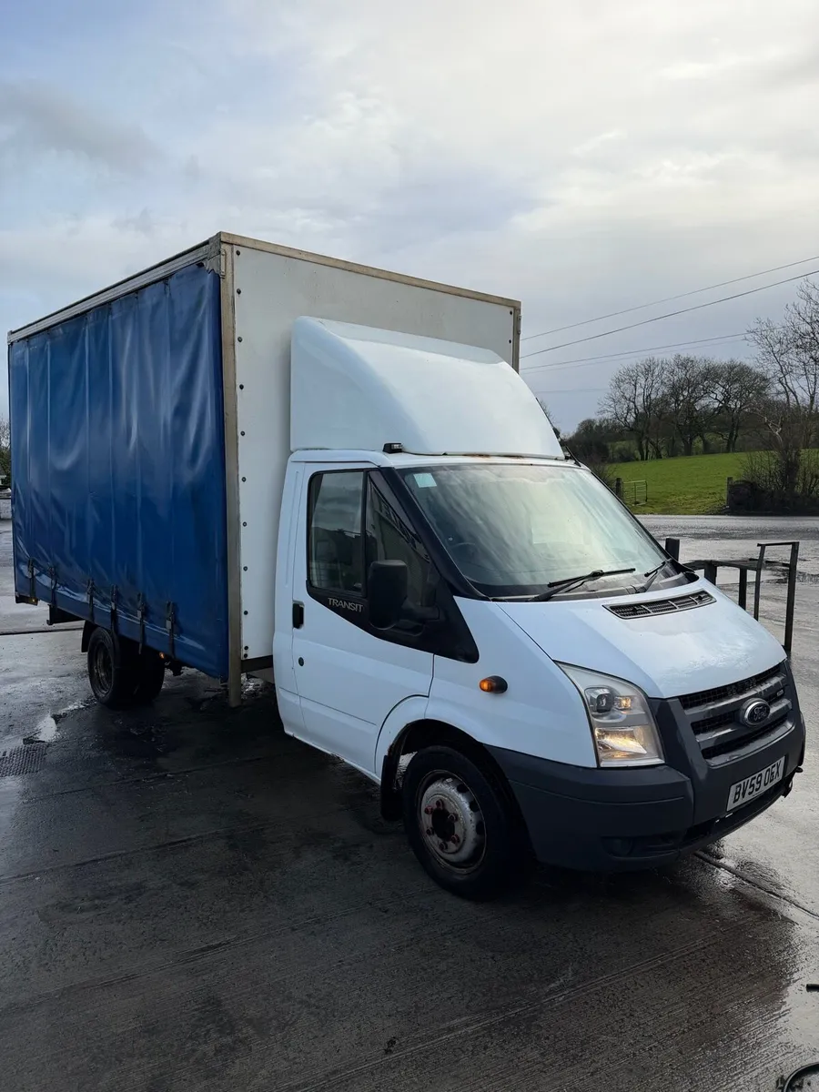 Ford Transit Curtainsider - Image 2