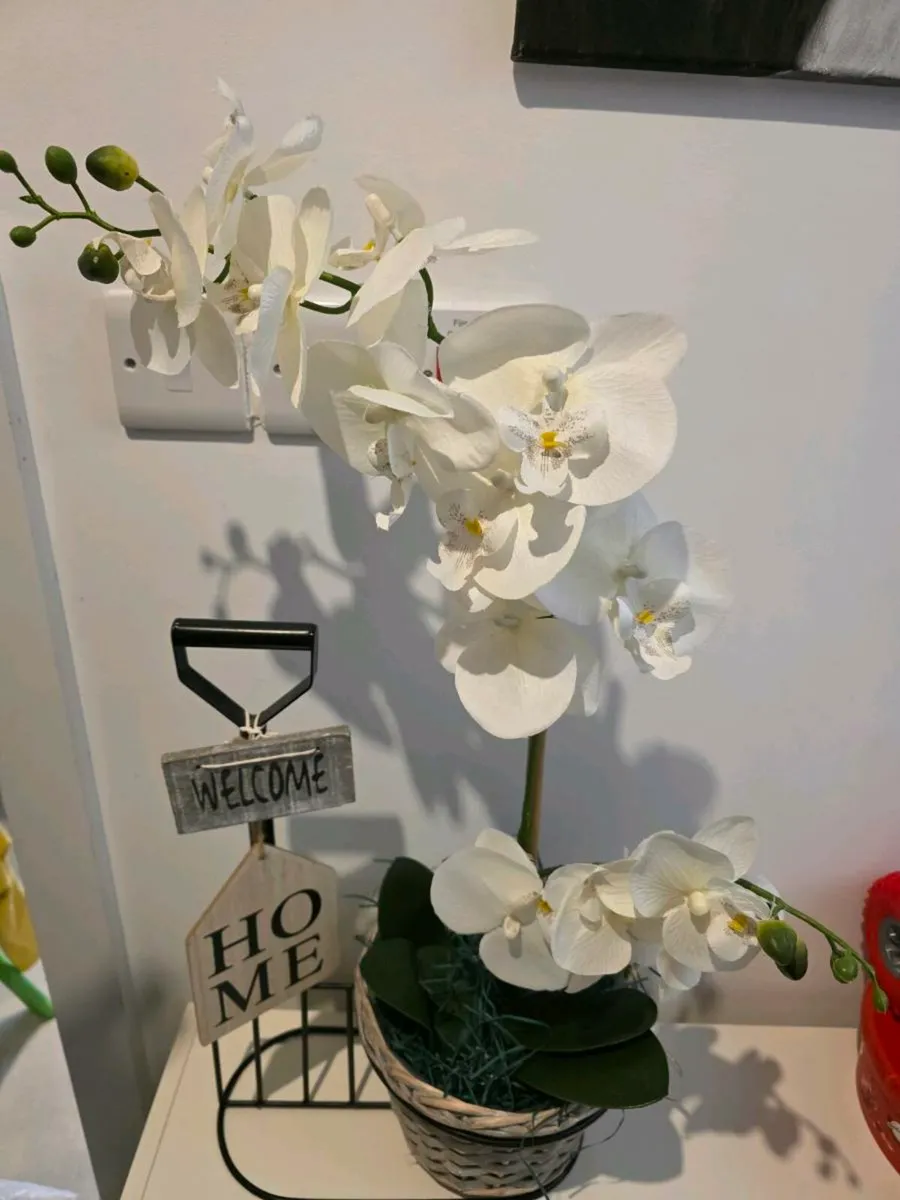 Decorative flowers... - Image 2