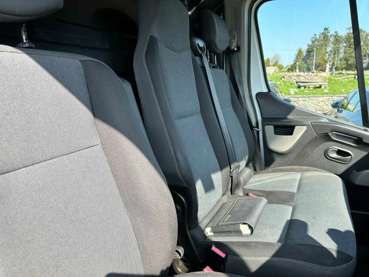 Renault Master 2.3 DCI - Image 3