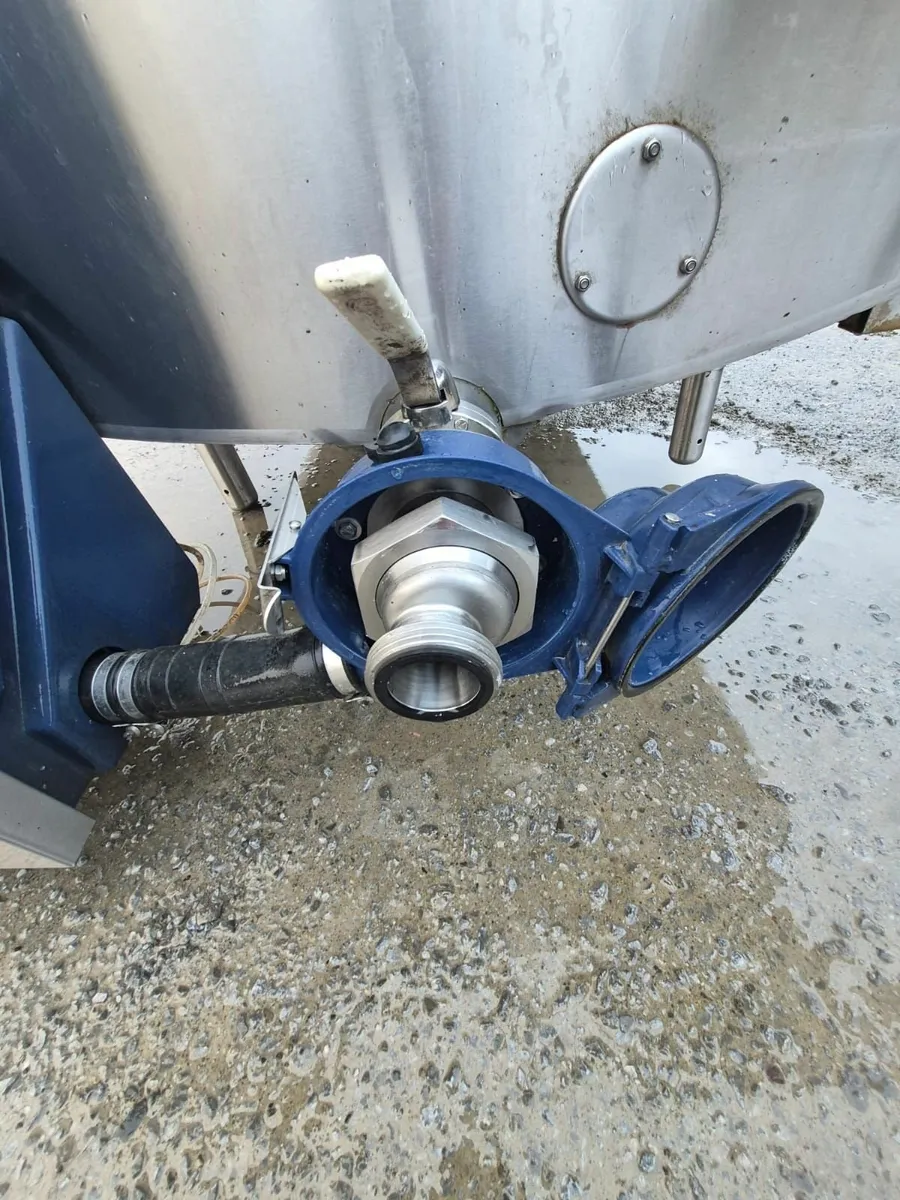 4500 litre Milk Tank - Image 4