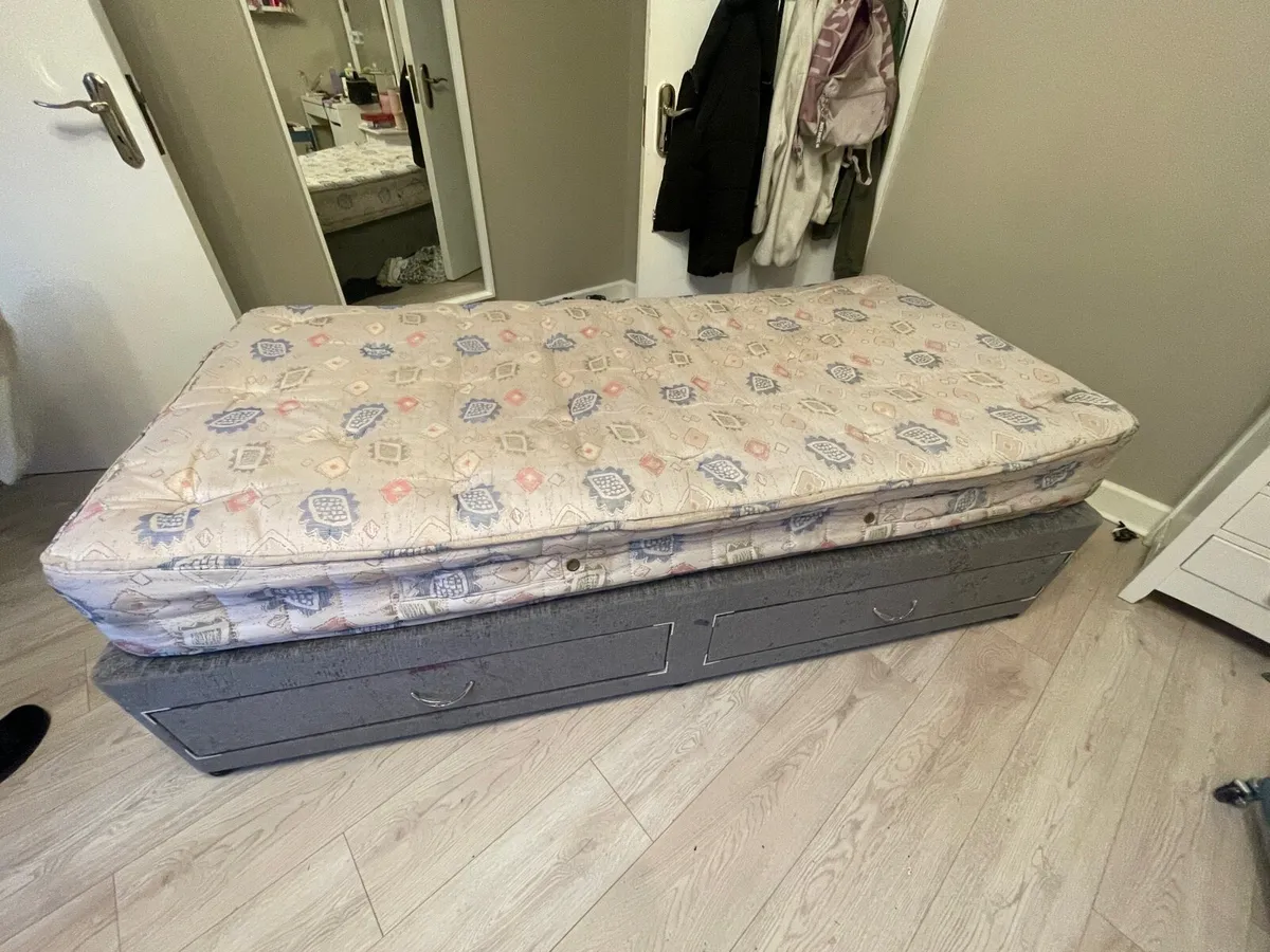 Bed with Mattress - Image 2