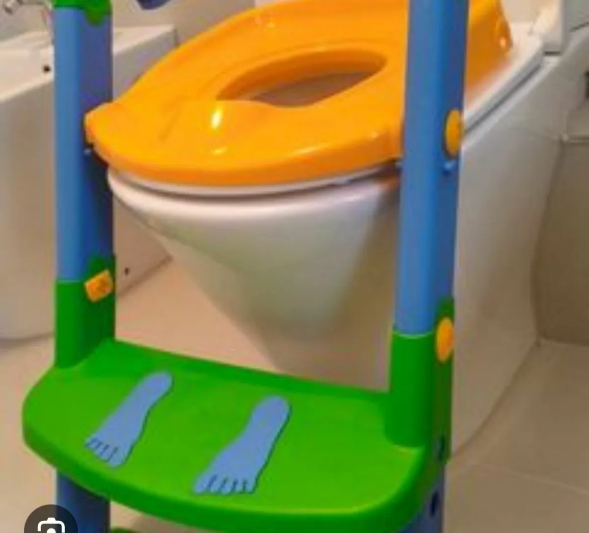 Kids toilet/potty training seat - Image 1