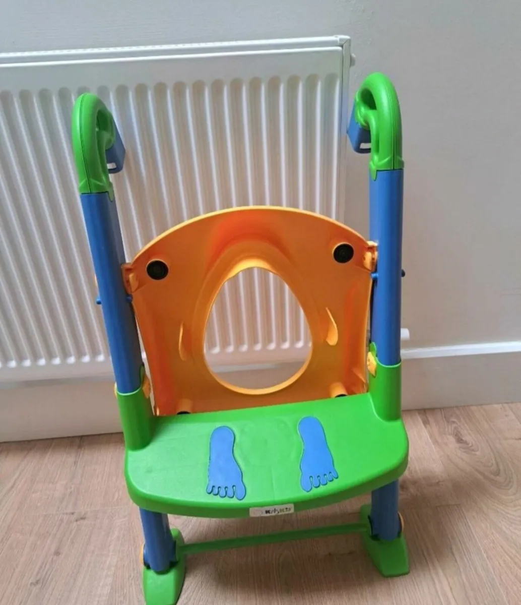 Kids toilet/potty training seat - Image 2