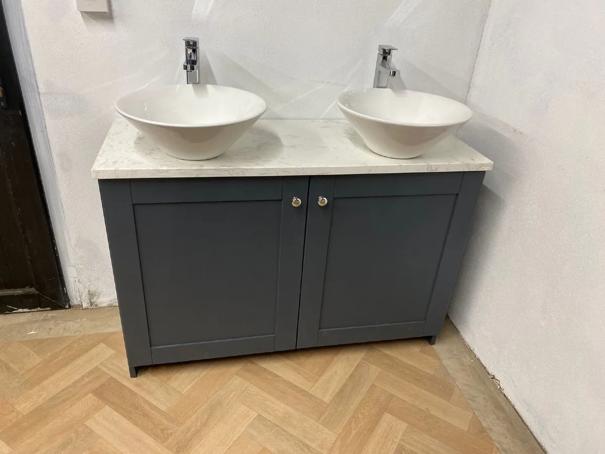 Bathroom vanity unit - Image 4
