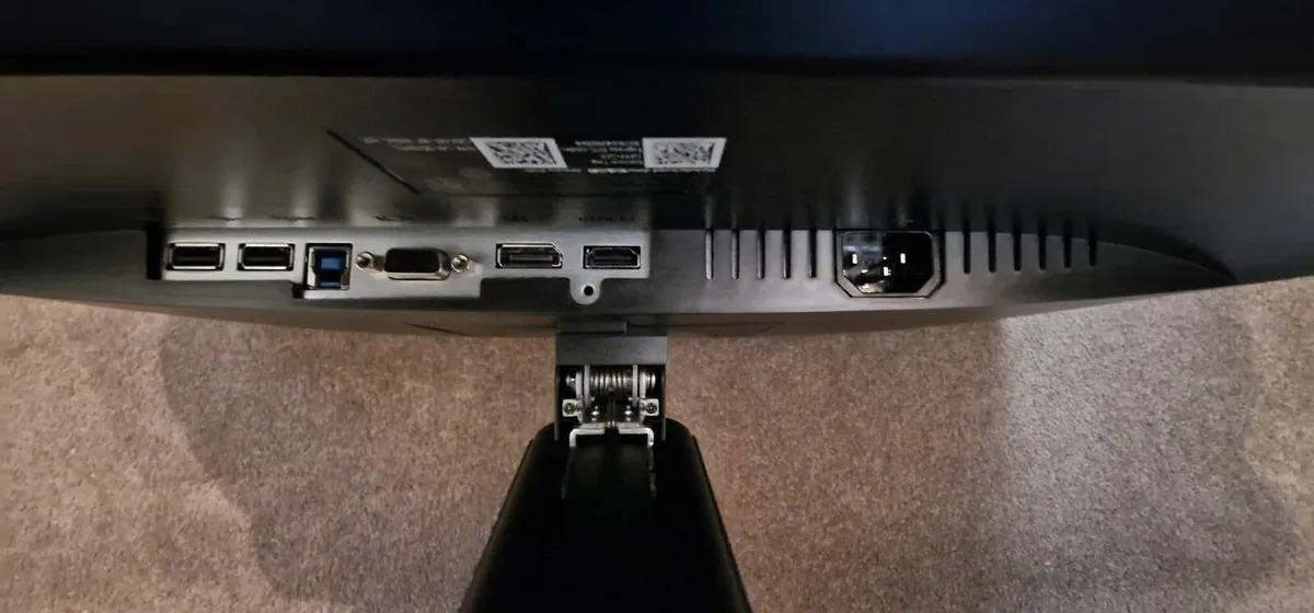 Dell Flat Panel 24" Monitor. Model Number: P2419H - Image 4