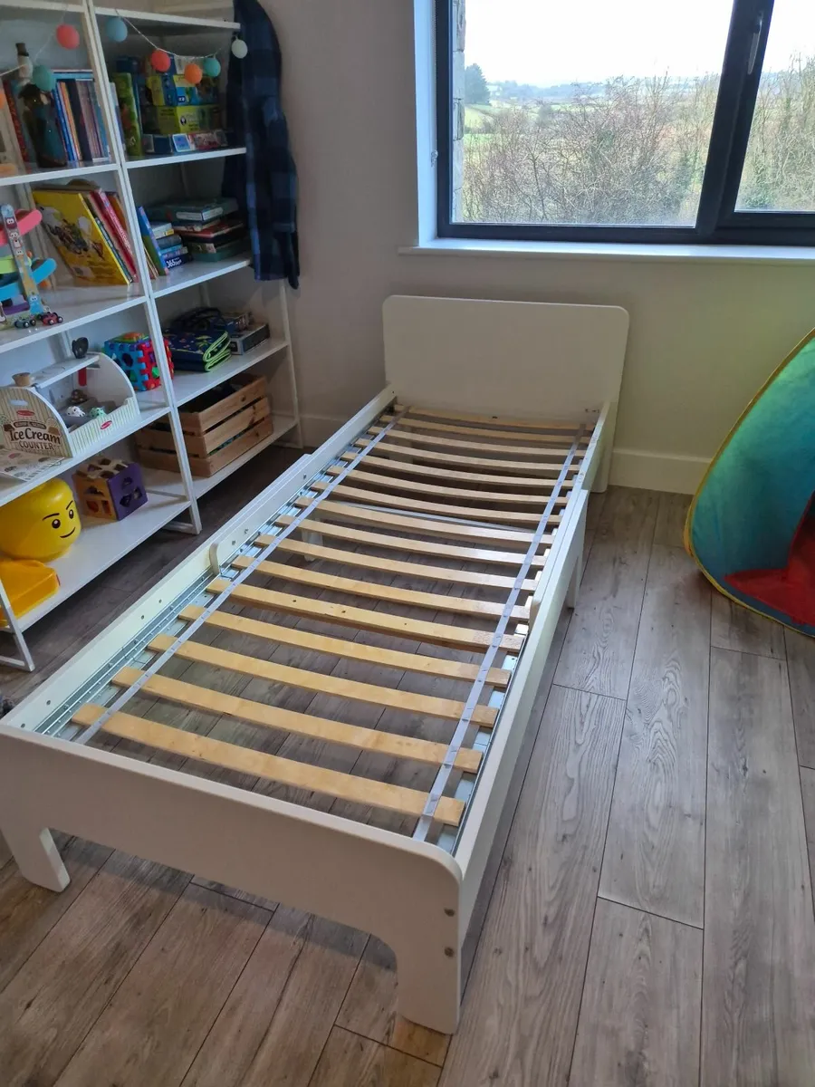 Extendabe Childs Single Bed - Image 1