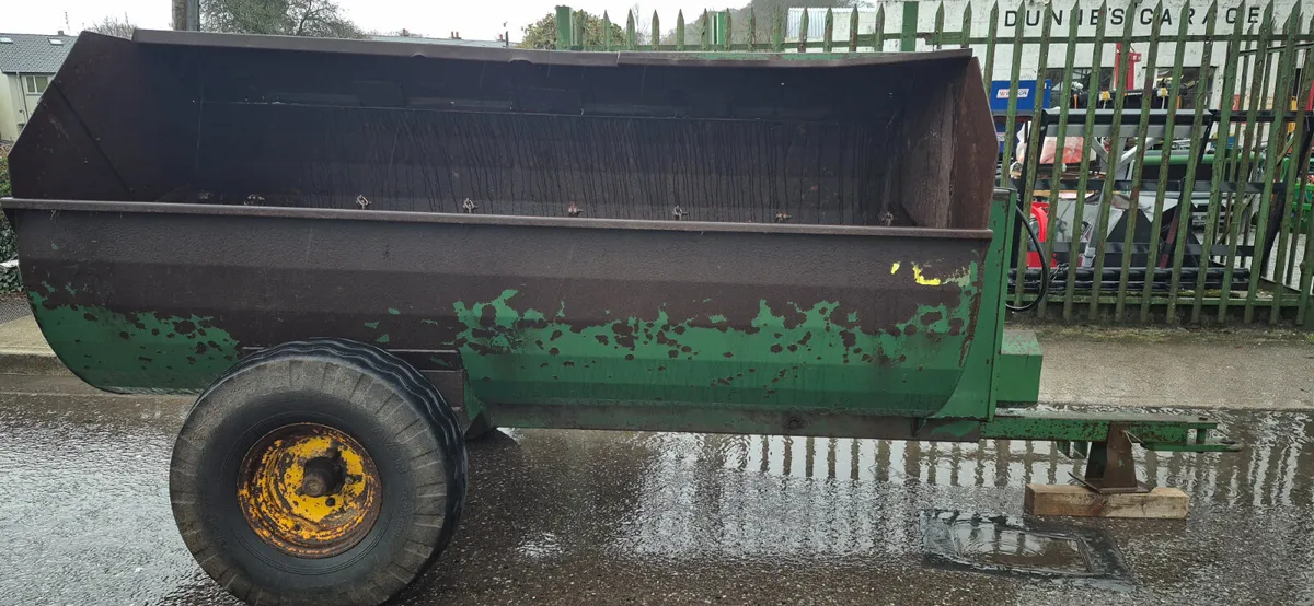 Dung spreader - Image 4