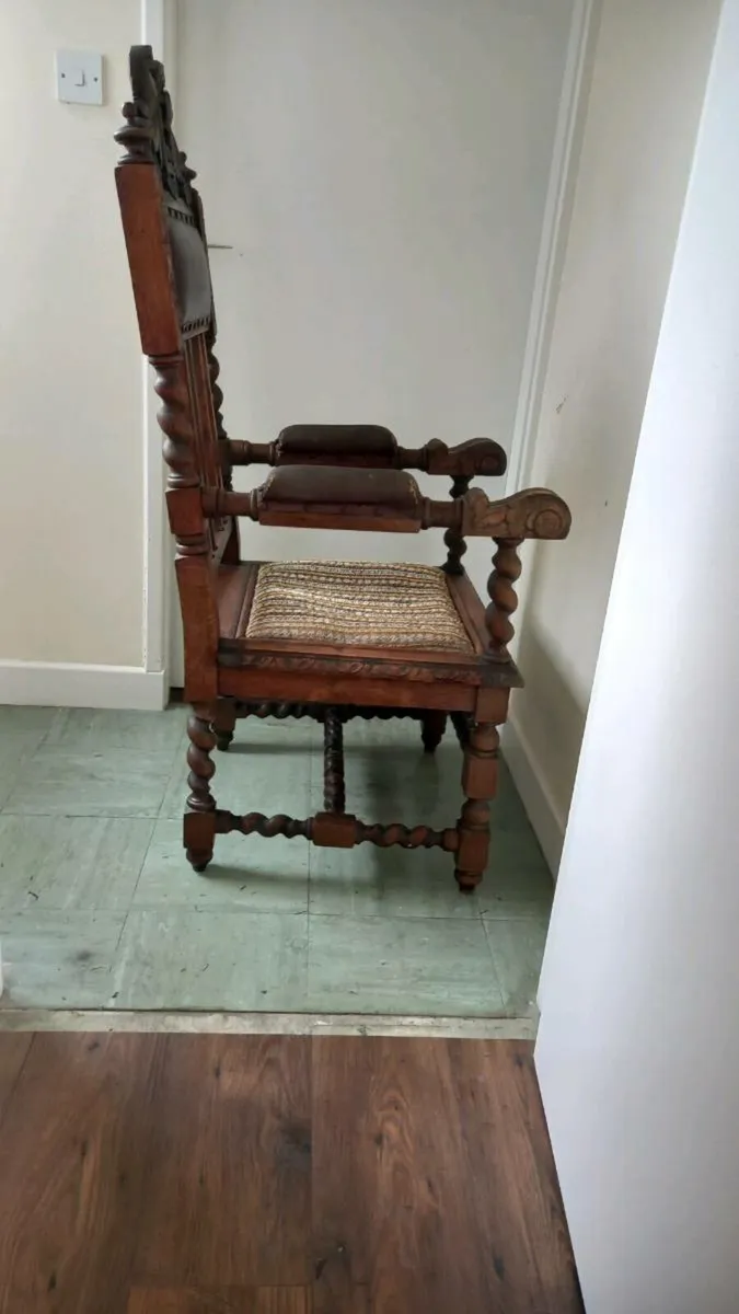 Antique throne chair - Image 1