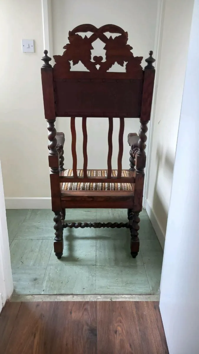 Antique throne chair - Image 2