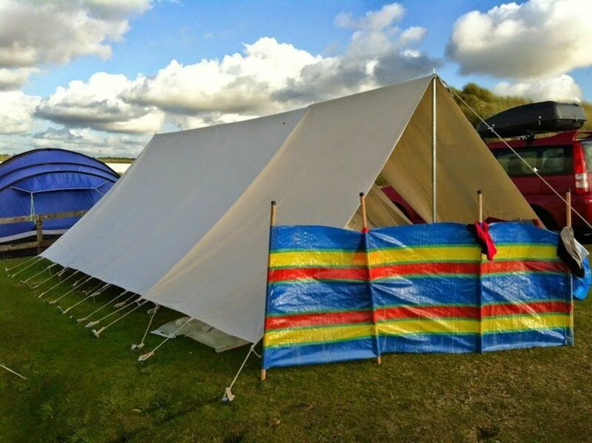 Heavy Duty 8 person high end canvas ridge tent - Image 1