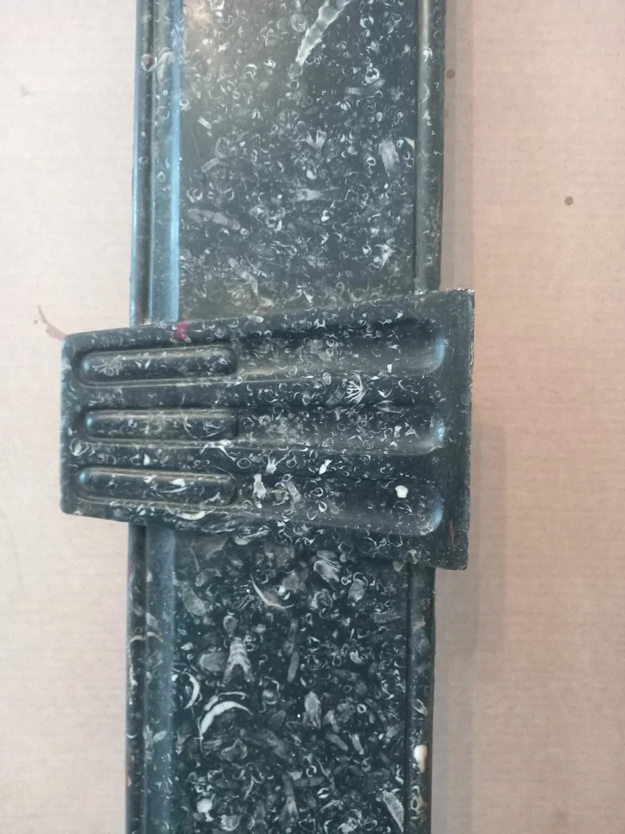 Limestone mantle - Image 2