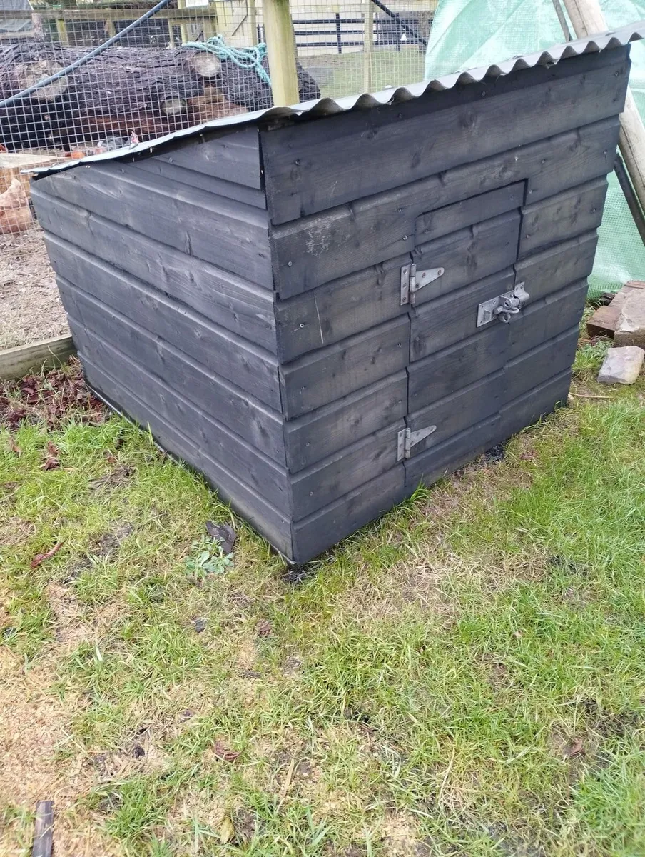 Large pethouse - Image 1