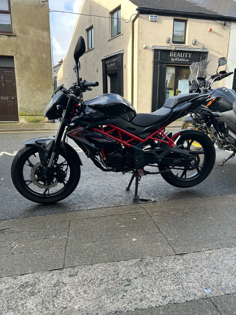 232 Benelli BN125 - Image 3