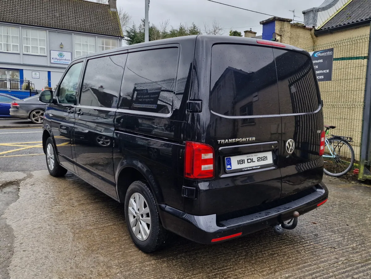 2018 Volkswagen Transporter 2.0 TDI - Image 3