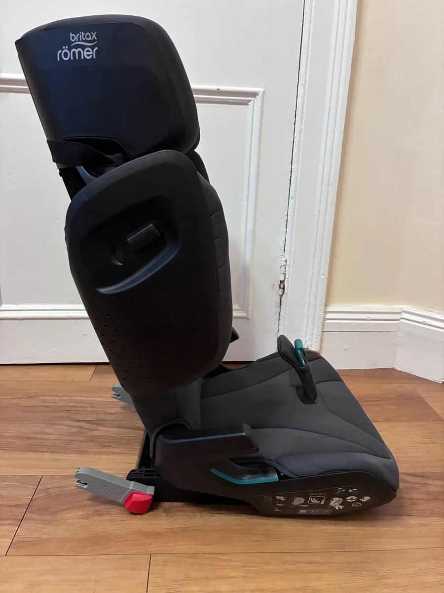 Britax Romer KidFix I-size booster seat - Image 2