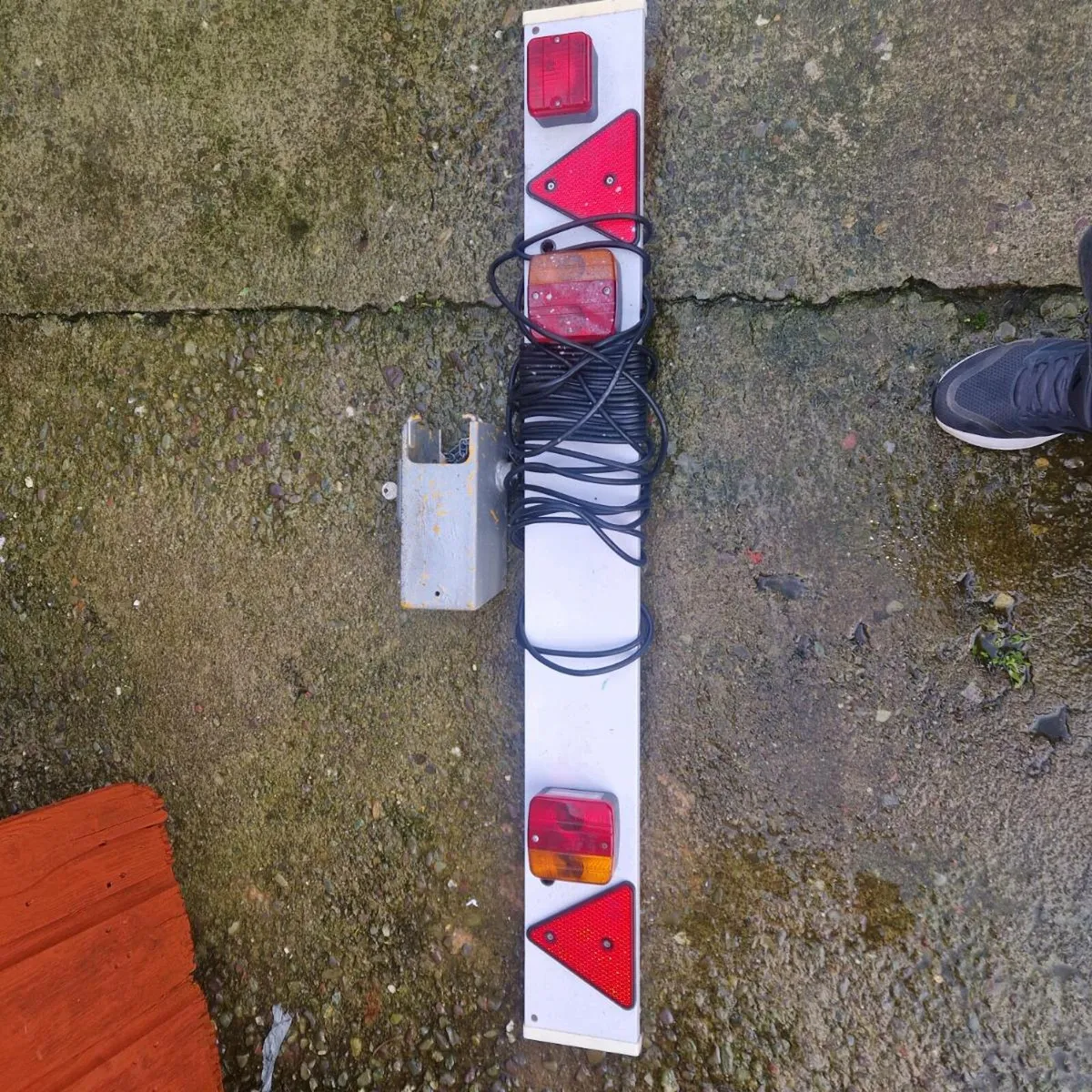 Lights for a car trailer - Image 2