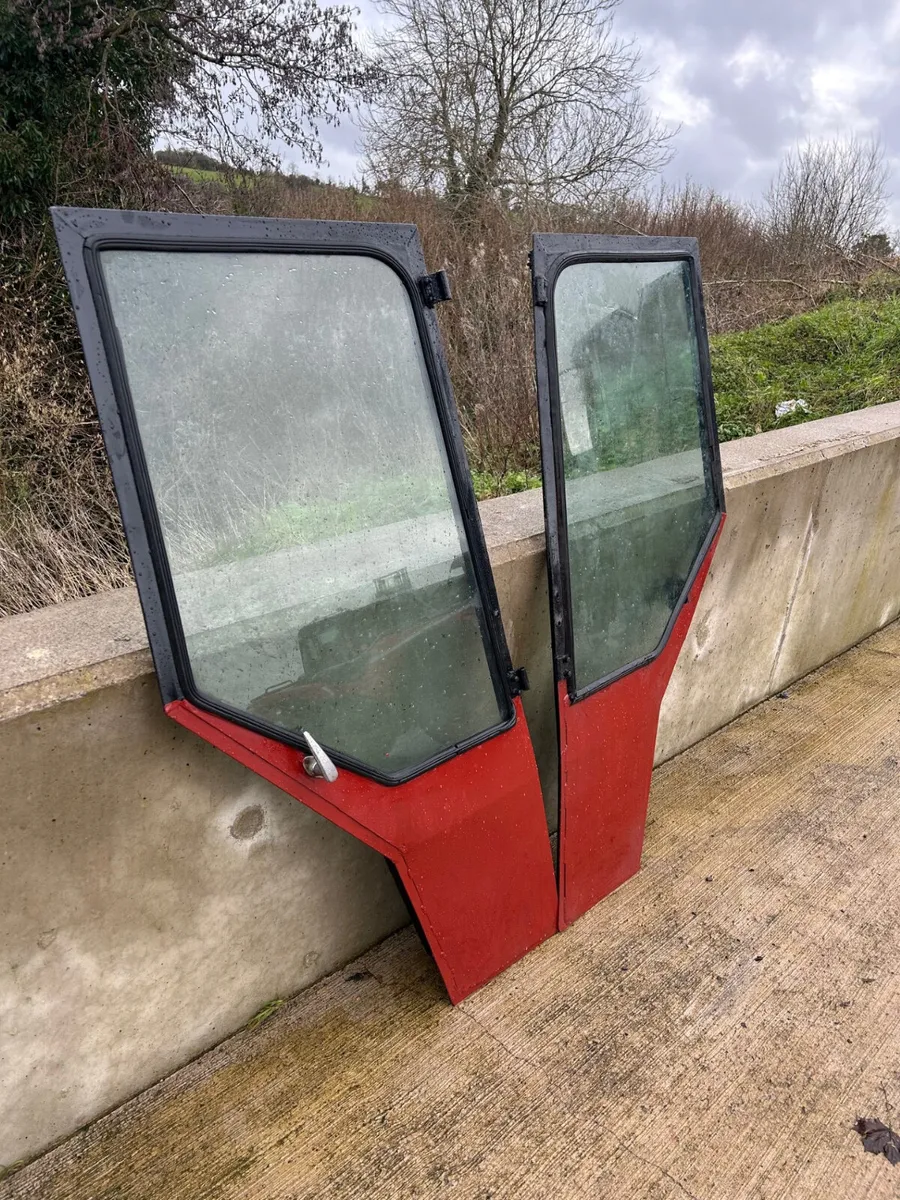 Doors To Suit Case/International Tractor - Image 2