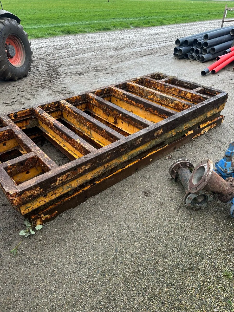 Shuttering pans - Image 2