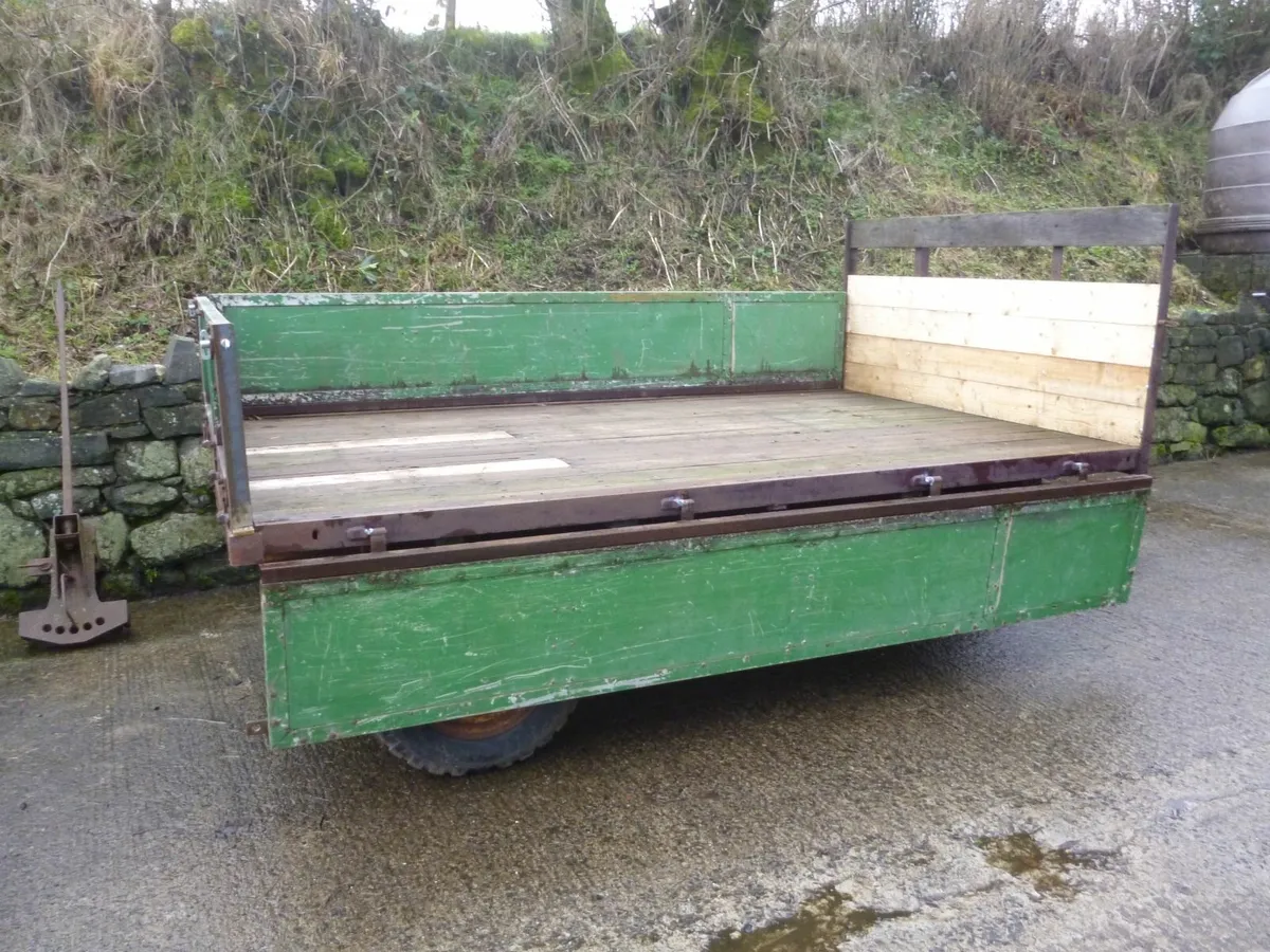 Hydraulic Tipping Trailer - Image 2
