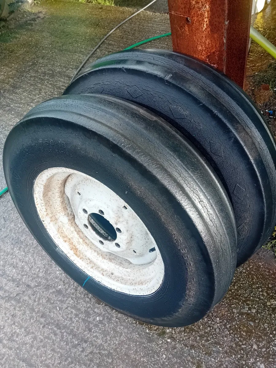 Part worn tractor tyres - Image 1