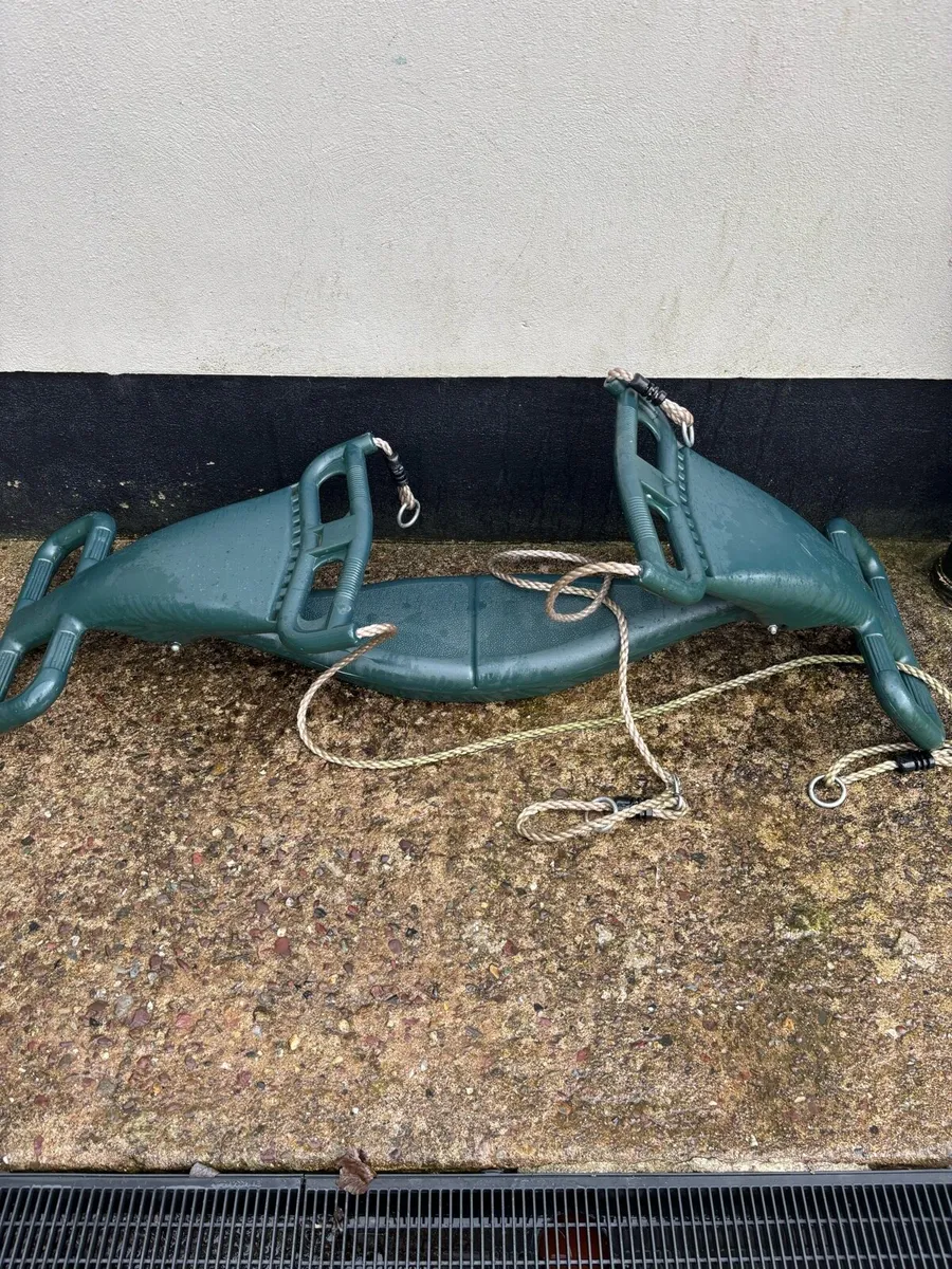 Free Swings and slide - Image 2