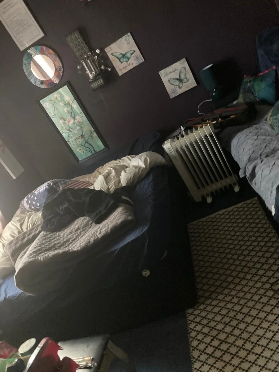 King Size Bed - great condition