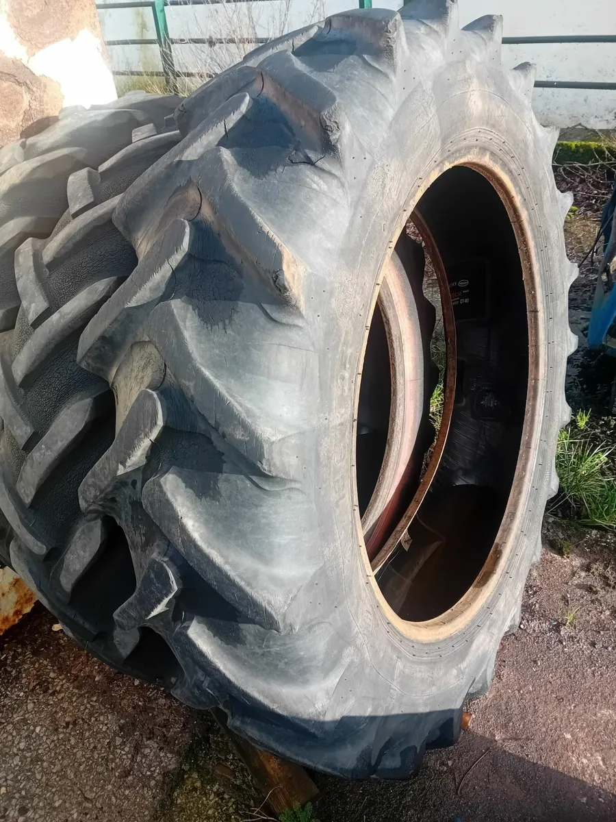 Part worn tractor tyres - Image 4