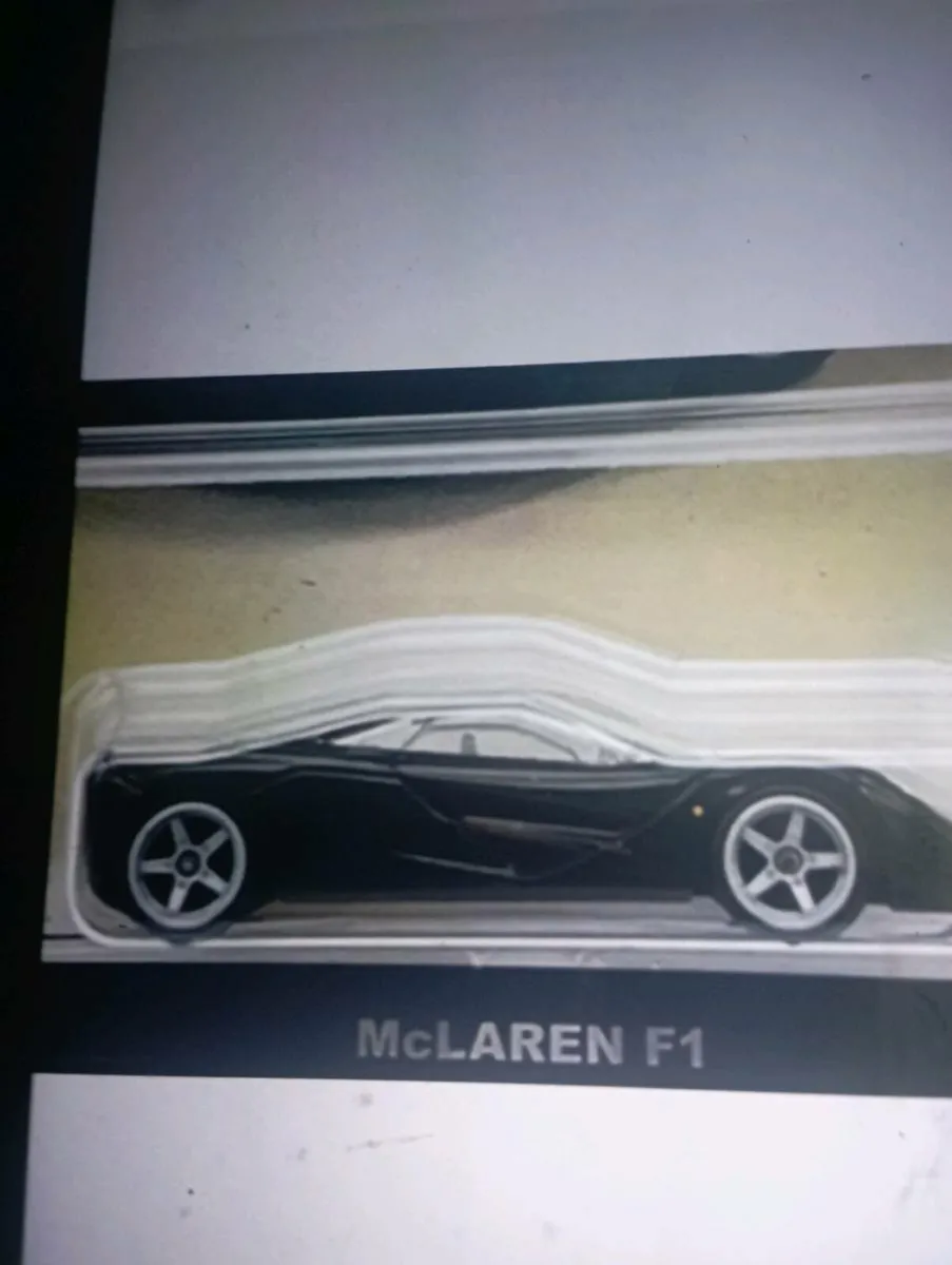 HOT WHEE PREMIUM DIE-CAST MODLES CARS - Image 4