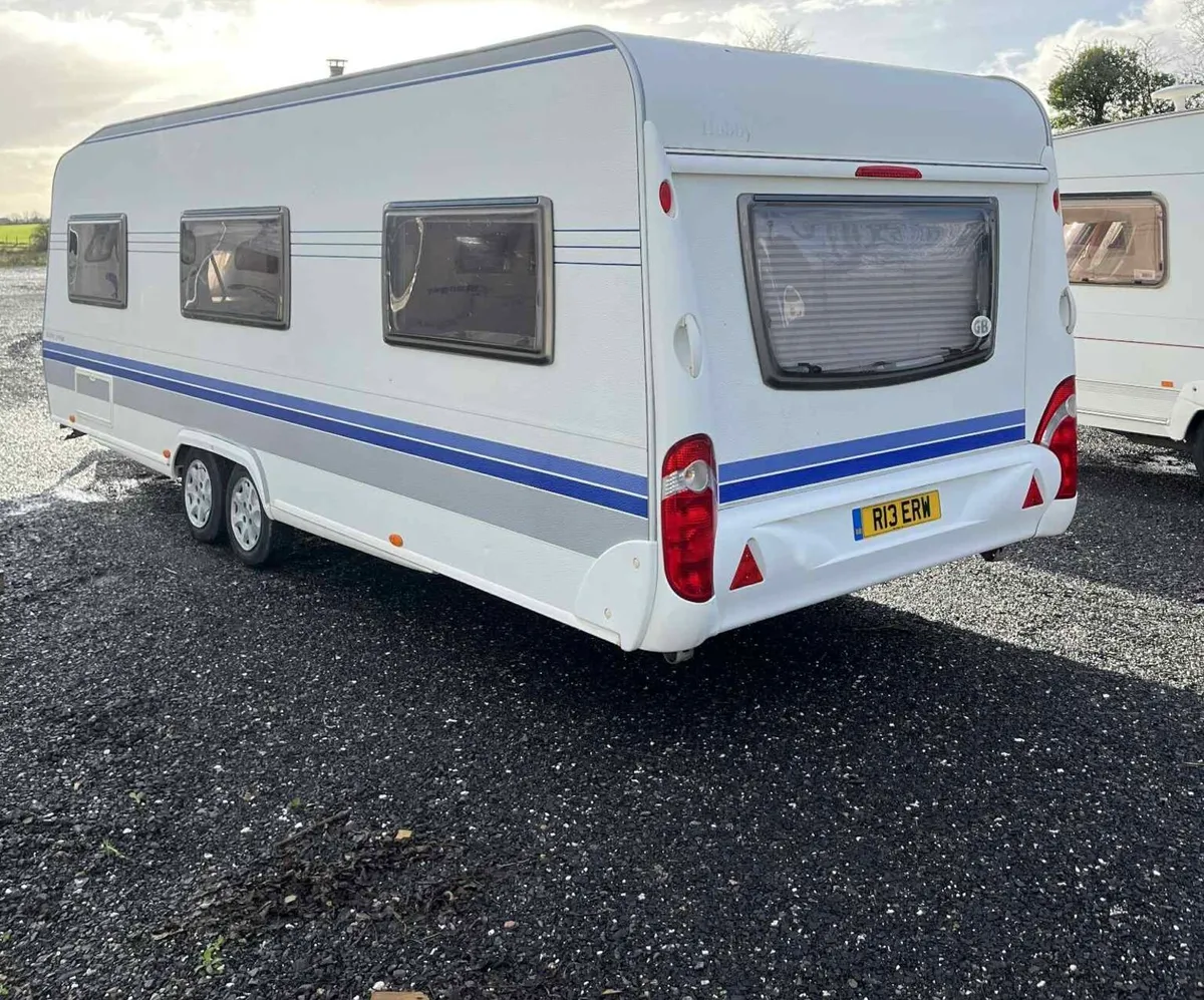 Hobby 6 Berth Fixed Bed Caravan - Image 3