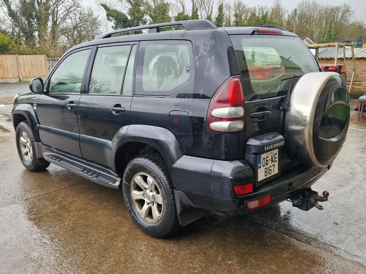 Toyota Land Cruiser 2005 - Image 2