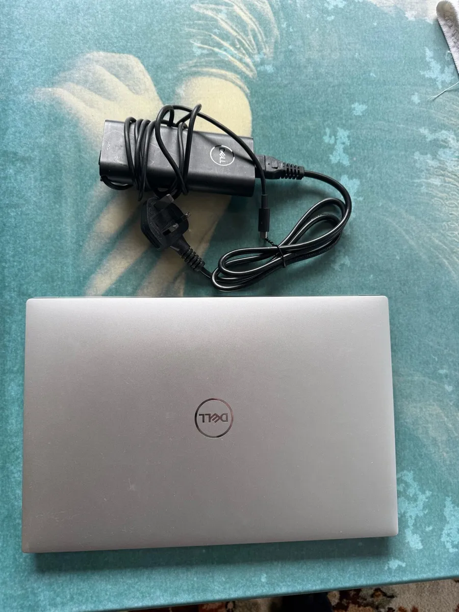 Dell XPS 15 9520 i7-12700H / 32GB RAM / 512GB SSD - Image 1