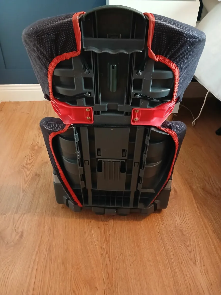 Car seat - Image 2