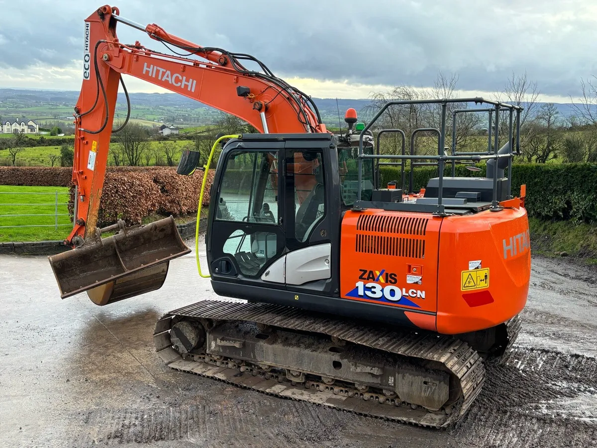 Hitachi ZX 130-6 - Image 3