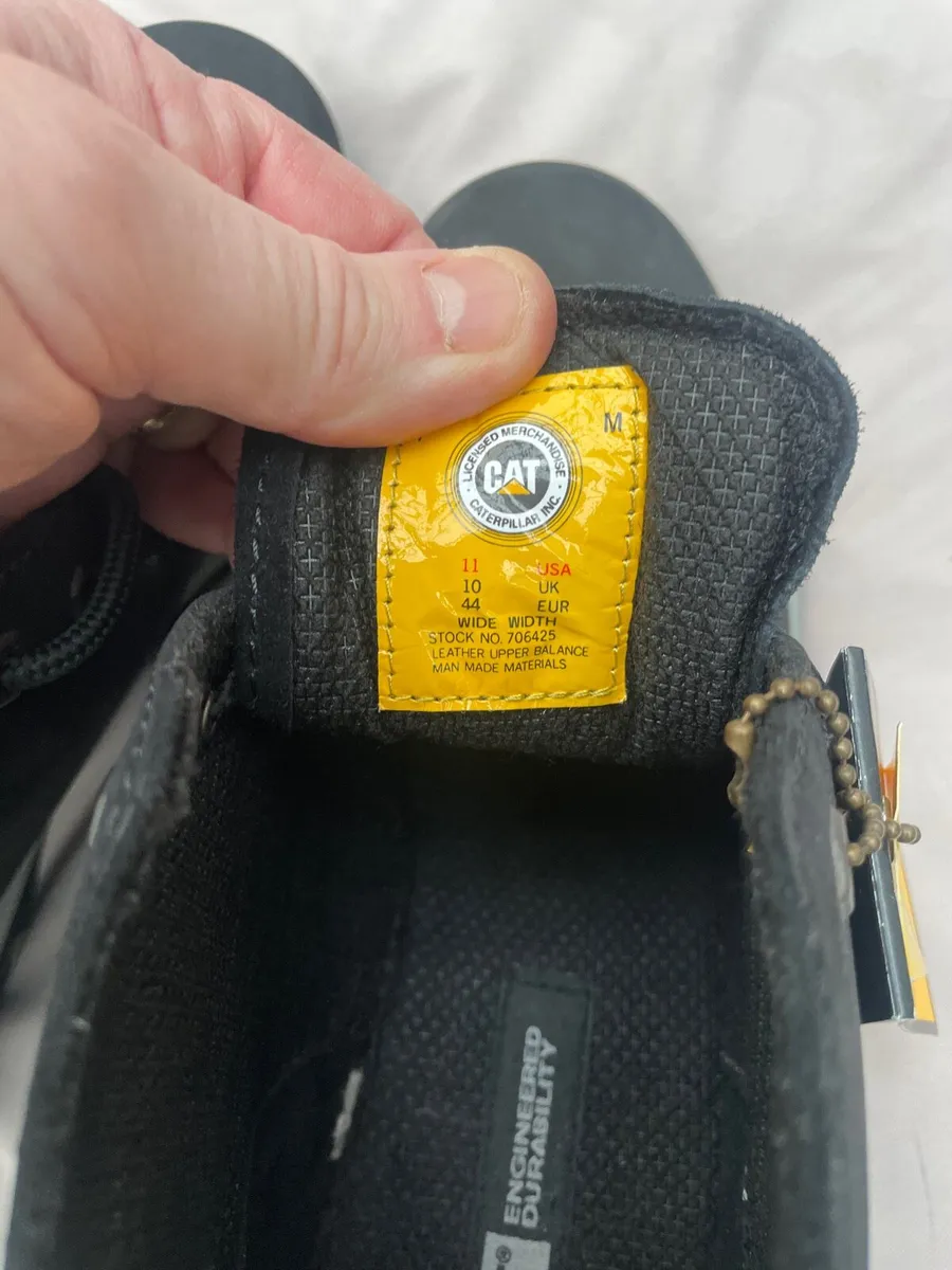 Size 10 boots new - Image 2