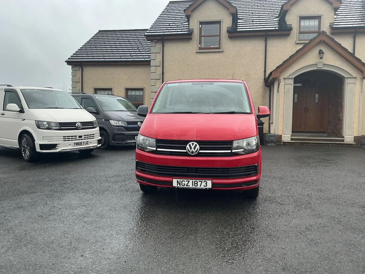Volkswagen Transporter crew cab - Image 3