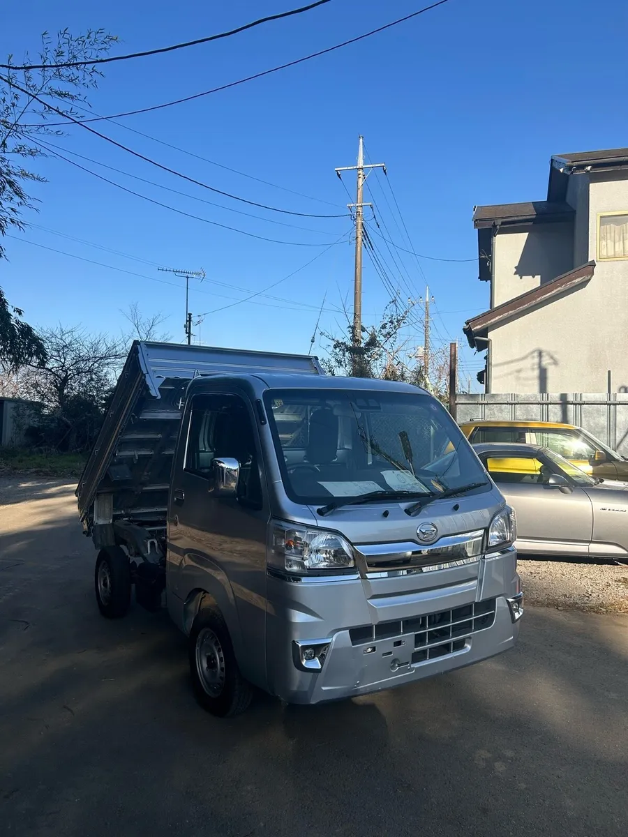 2021 Daihatsu Hijet 4 wheel drive Tipper - Image 2