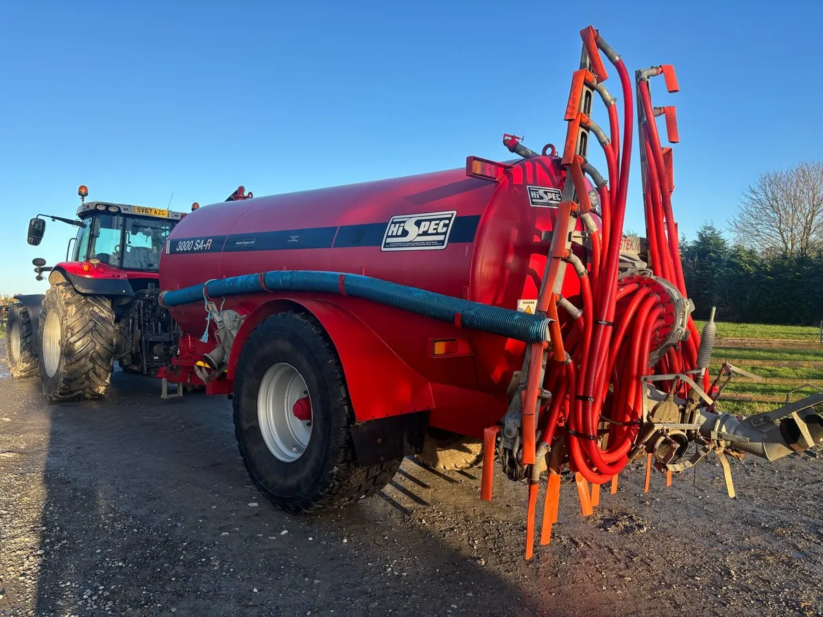Hi spec 3000 gallon tanker - Image 4