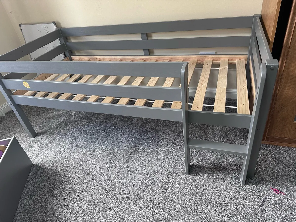 Kid’s Bed - Image 1