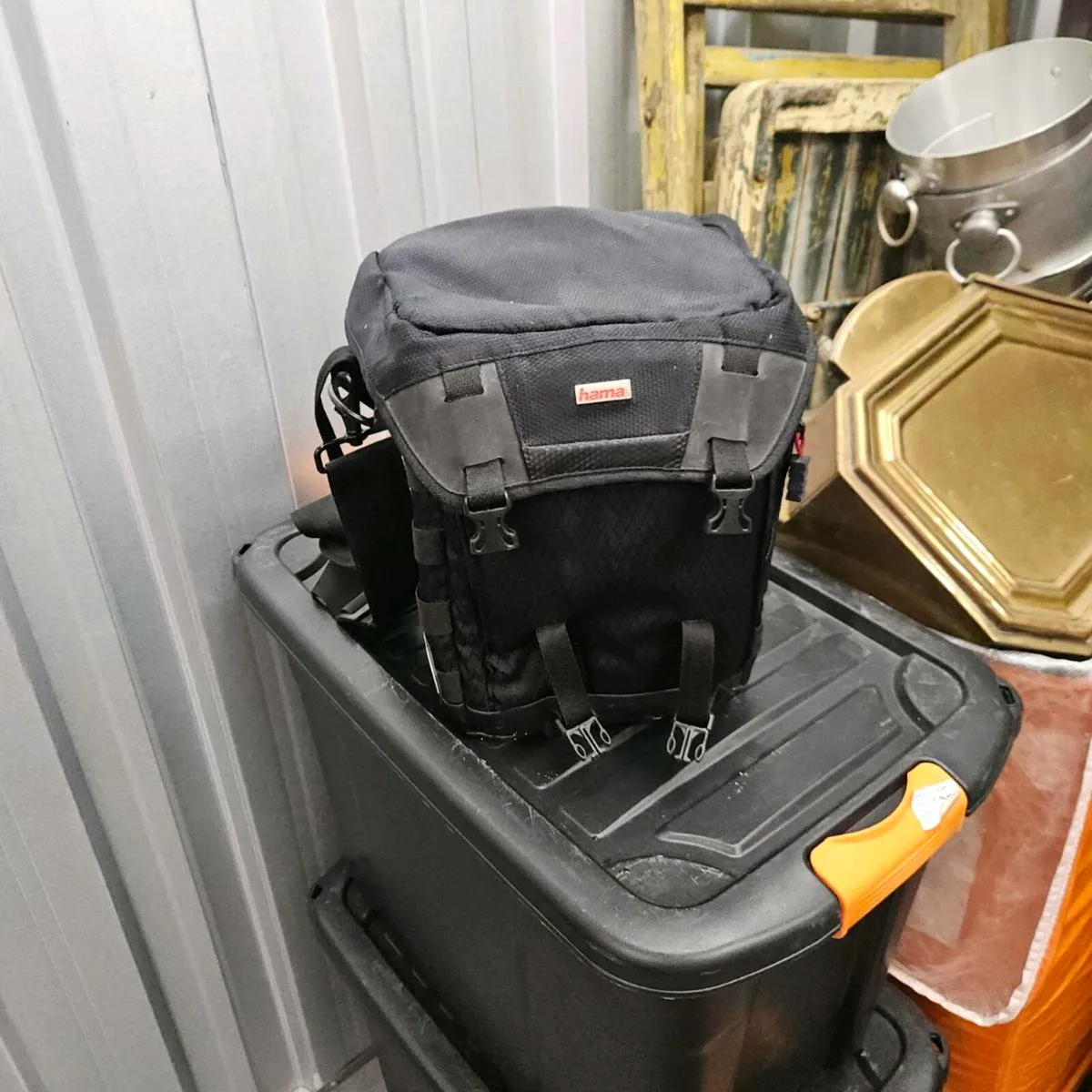 Hama defender camera bag - Image 1