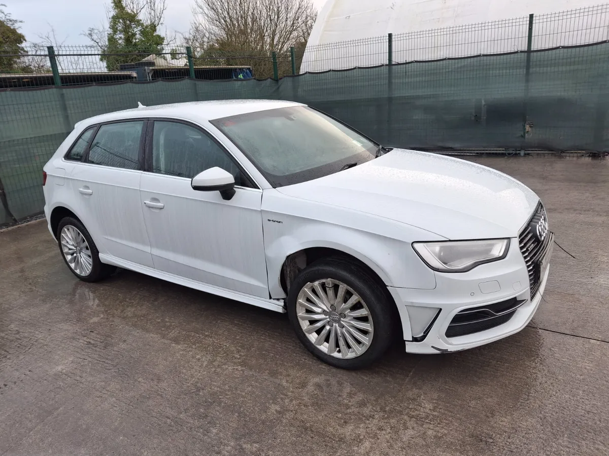 2016 Audi A3 Sportback  1.4 TFSI ETRON Hybrid  Au - Image 2