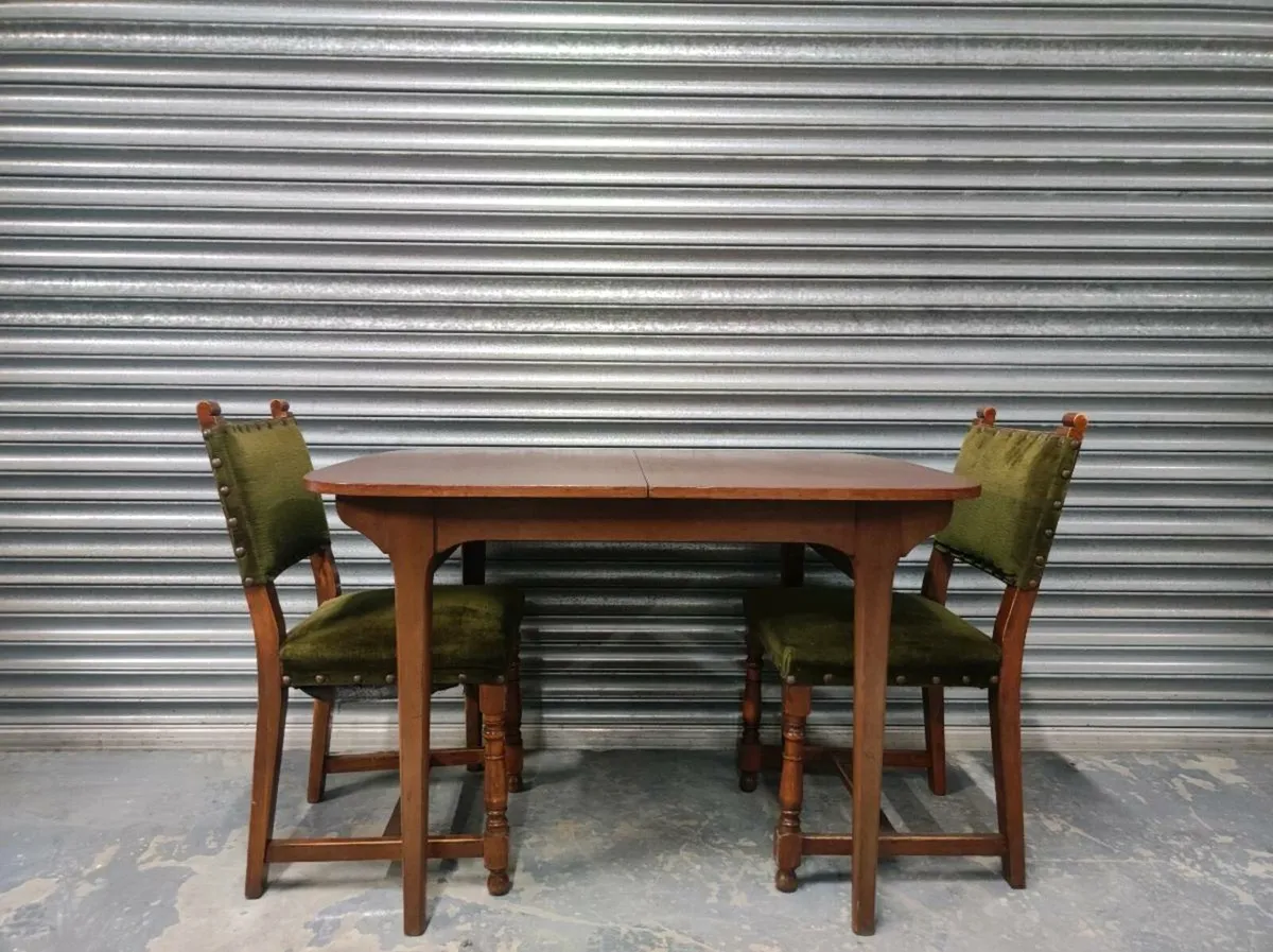 1960's table & chairs set 🚚 - Image 1