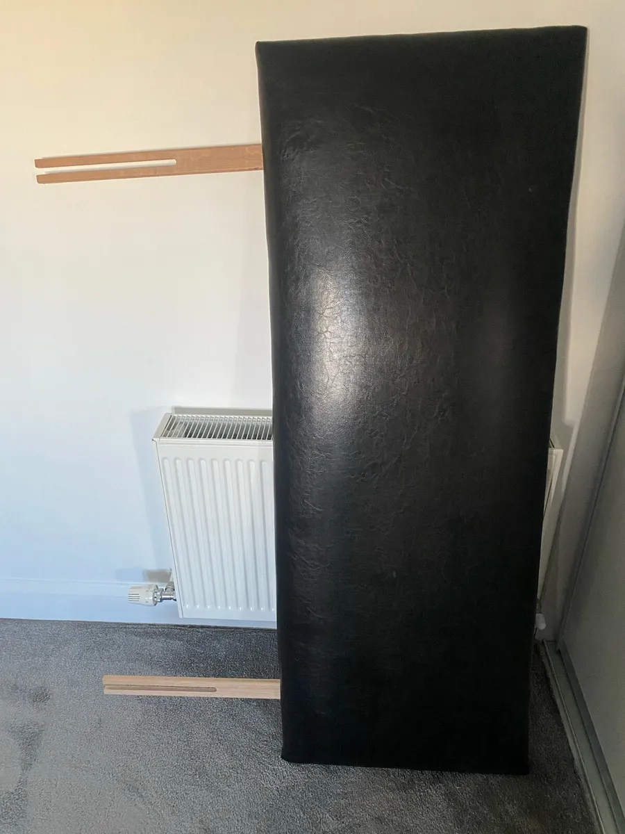 Black leather headboard - Image 1