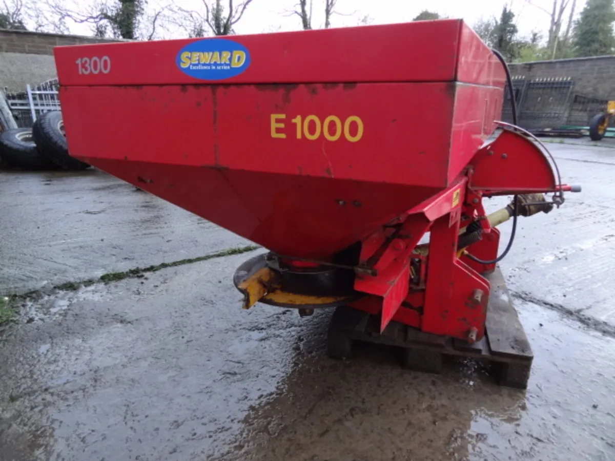 KRM Bogballe Fertiliser Spreader - Image 4