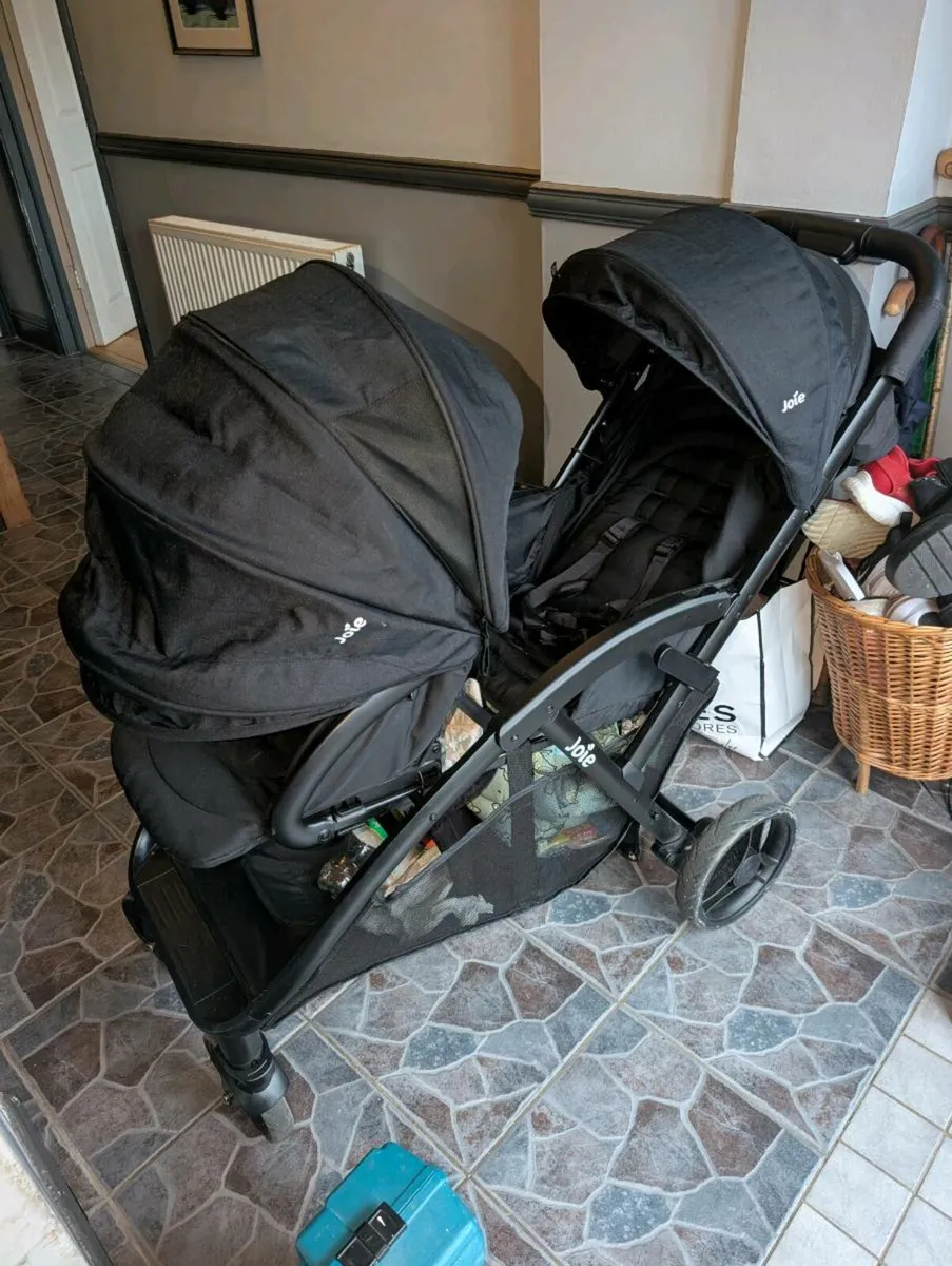 Joie evalight duo double buggy - Image 3