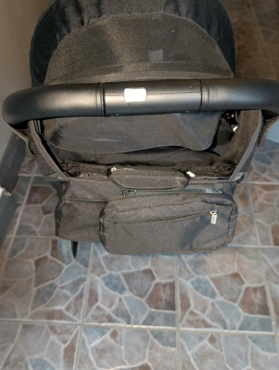 Joie evalight duo double buggy - Image 4