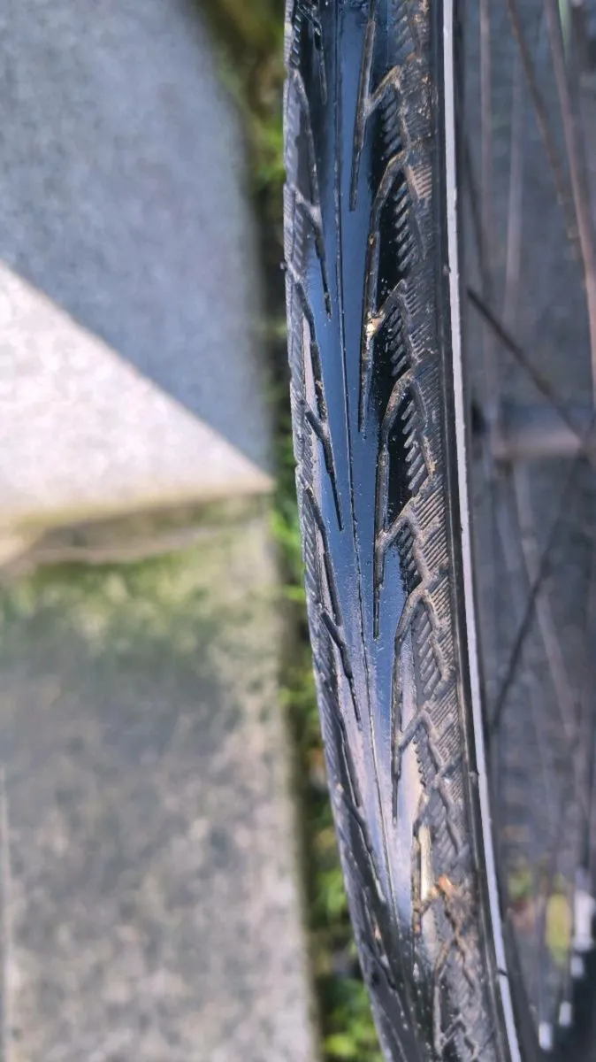 Carbon Road Bike Size M - Image 4