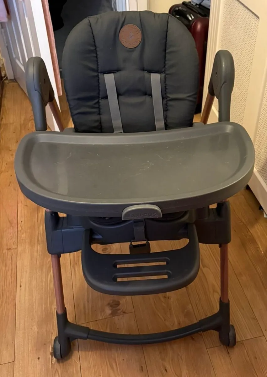 Maxi cosi Highchair - Image 1