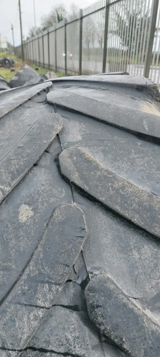 540 65 28 tractor tyres - Image 2